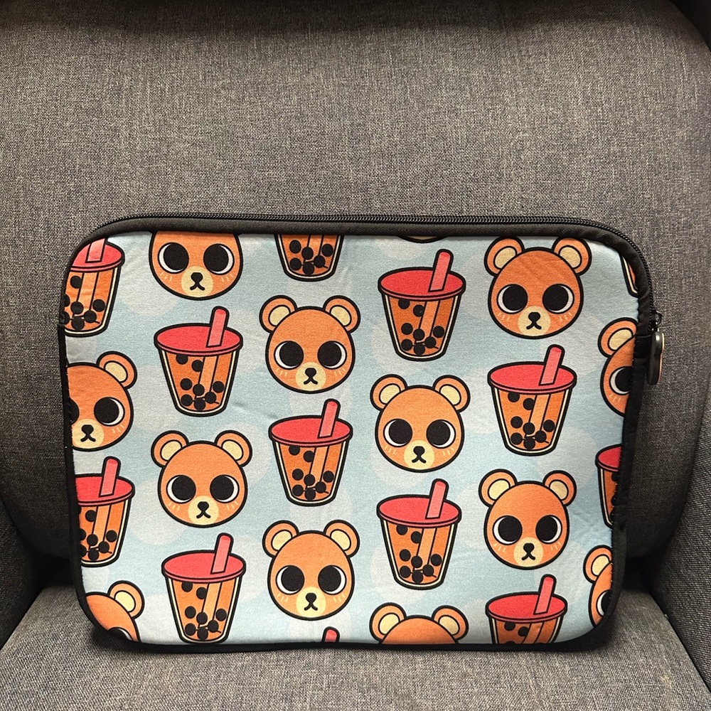 Hot Topic Boba Bear Laptop Case View 5